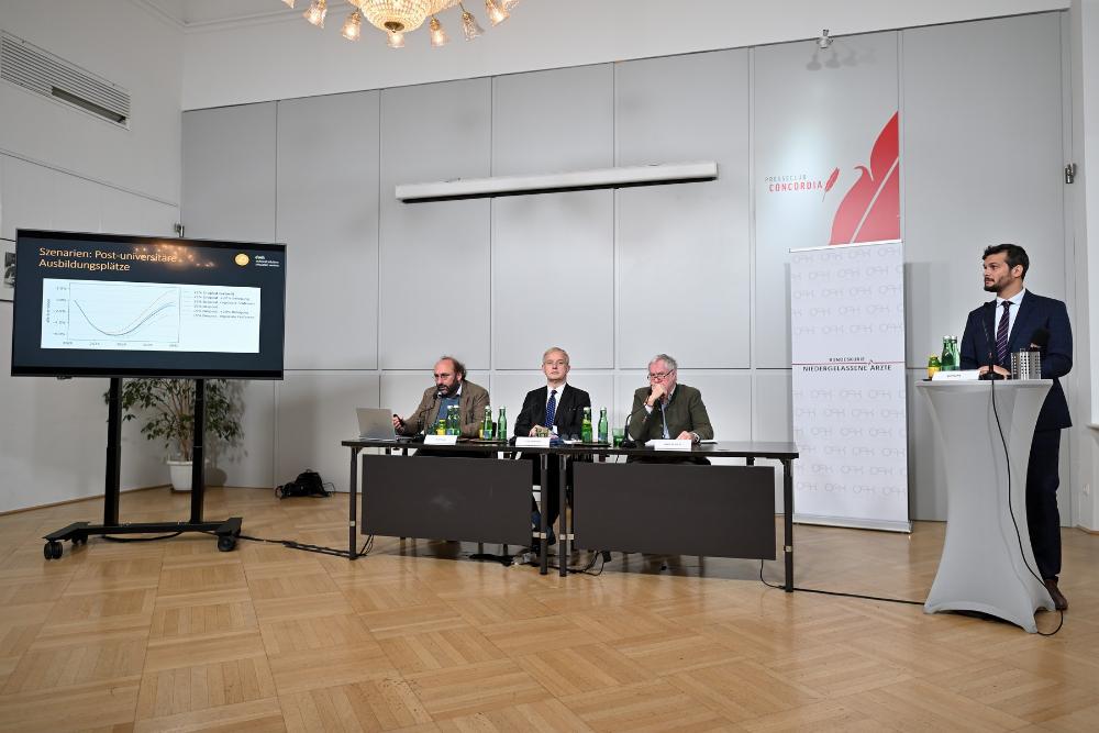 Dr. Popper, VP Steinhart, Dr. Wutscher, Mag. Bunda