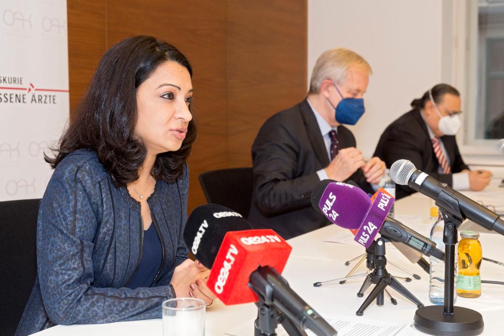 Prof. Dr. Bonni Syeda, MR Dr. Johannes Steinhart, Prof. Dr. Dietmar Bayer