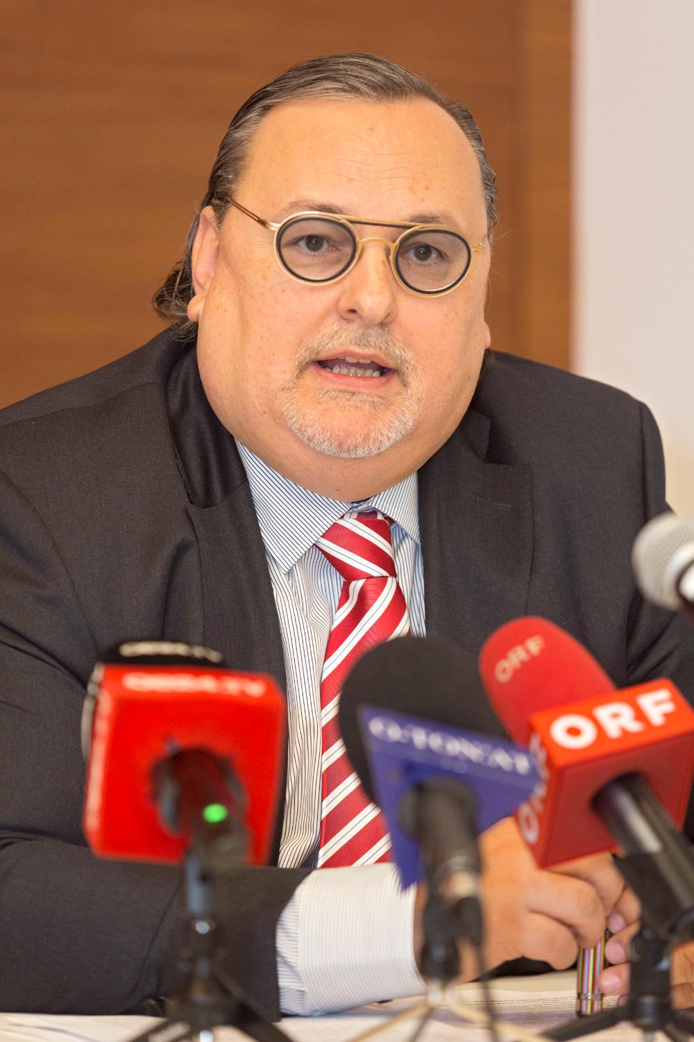 Prof. Dr. Dietmar Bayer